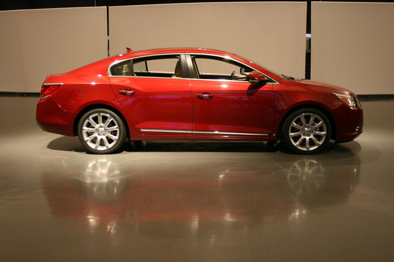 Illustration for article titled 2010 Buick LaCrosse: Blue Hair No More!